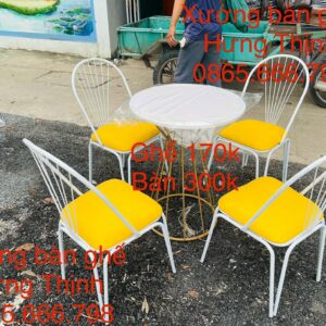 Bộ bàn ghế sắt trắng nệm vàng outdoor